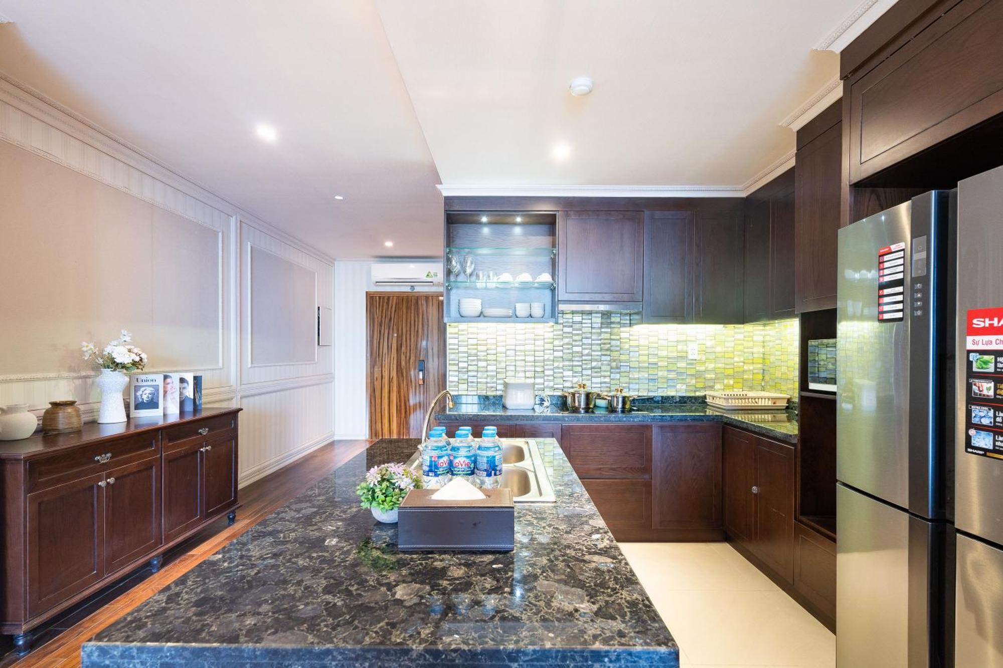 2Br 3Br Luxury Apartment Sky Pool 胡志明市 外观 照片